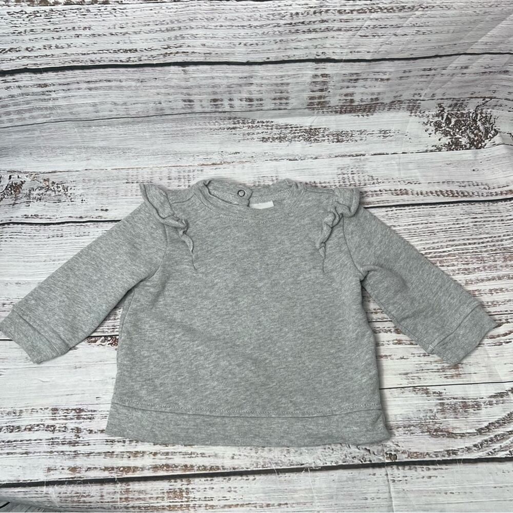 Hanna Andersson 6-12 Month Gray Ruffled Top In French Terry Crew Neck